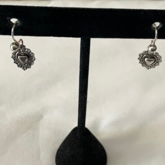 Little Silvertone Heart Earrings - Picture 1 of 3